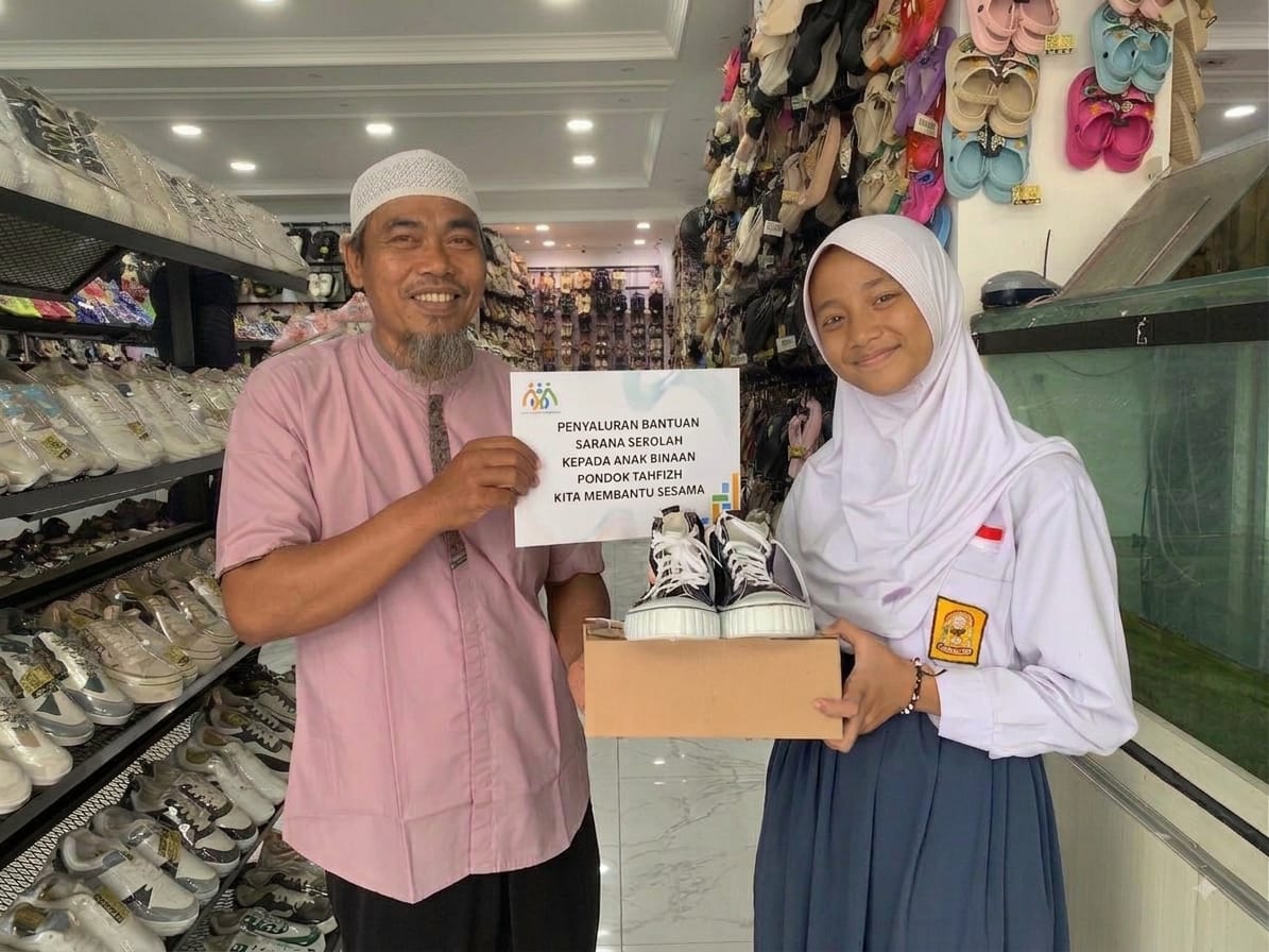 SEPATU BARU UNTUK NAYSILLA